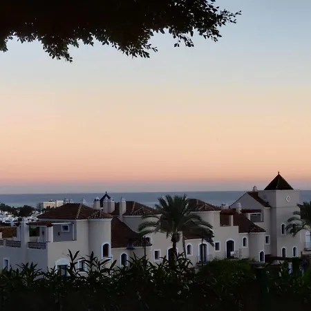Marbella Golf & Sea Apartment